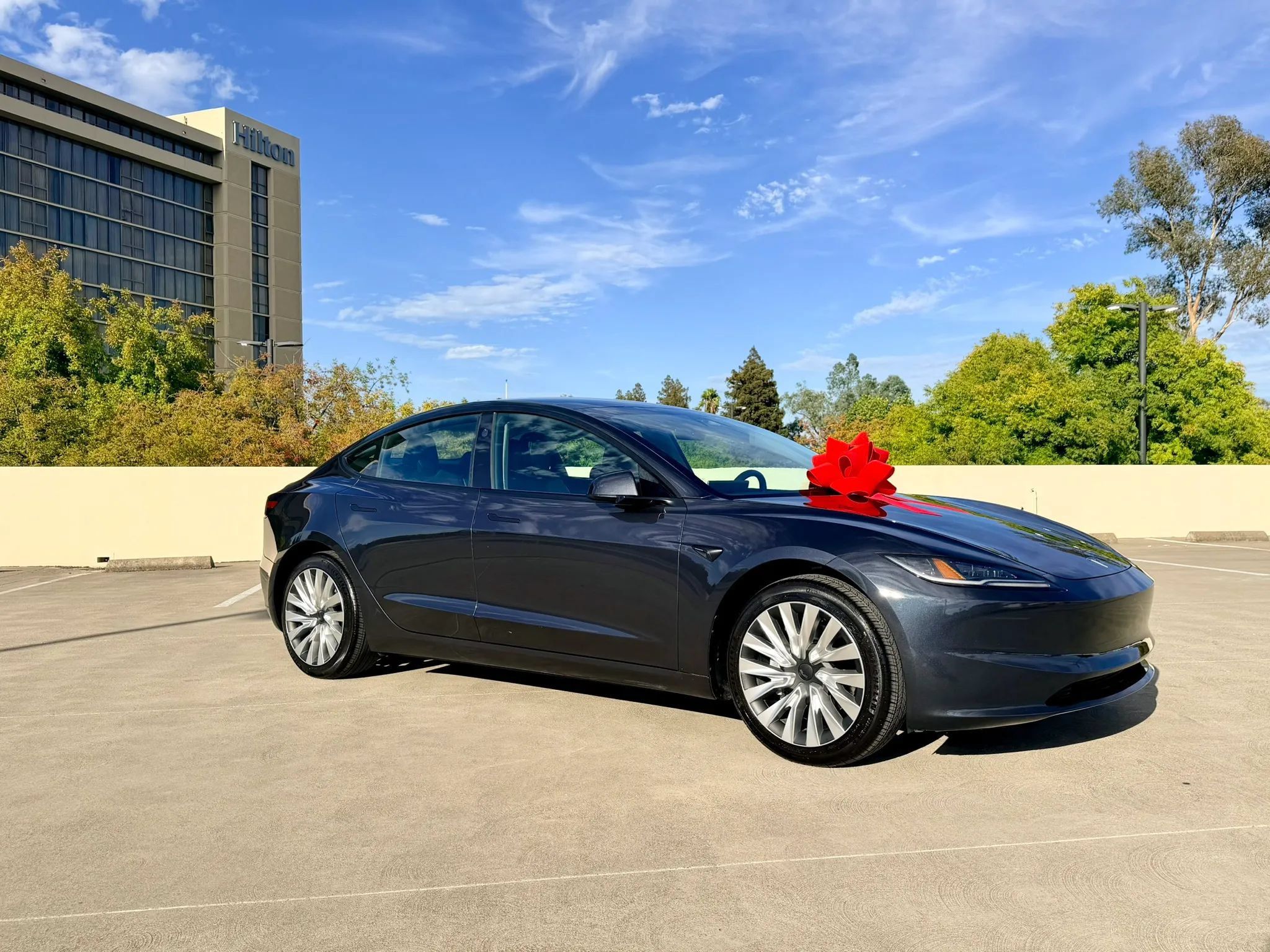 Used 2025 Tesla Model 3 Long Range RWD image 8