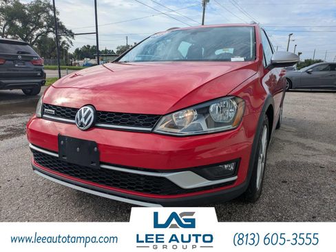 Used 2017 Volkswagen Golf Alltrack SE AWD/4WD image 7