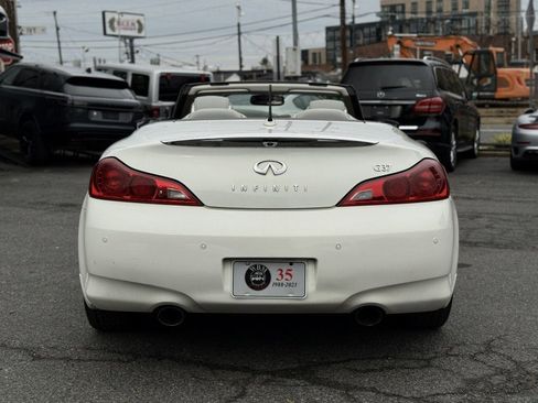 Used 2011 INFINITI G37 Sport w/ Premium Pkg image 9