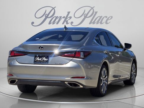 Used 2021 Lexus ES 350 w/ Premium Package FWD image 4