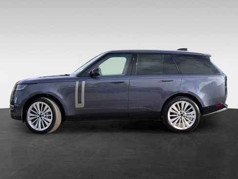 New 2026 Land Rover Range Rover SE image 3