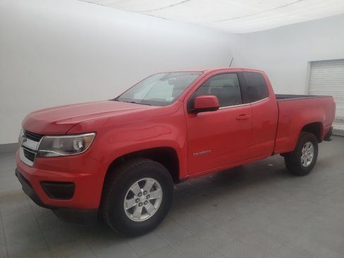 Used 2019 Chevrolet Colorado W/T w/ WT Convenience Package RWD image 2
