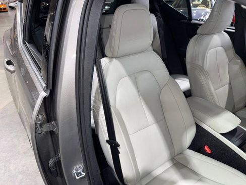 Used 2020 Volvo XC40 T4 Inscription image 62