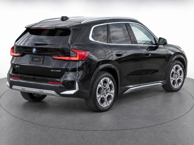 Used 2026 BMW X1 xDrive28i w/ Convenience Package AWD/4WD image 3