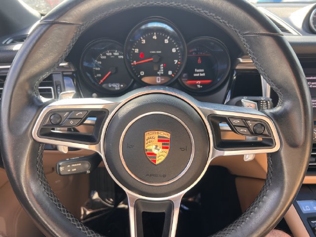 Used 2019 Porsche Macan AWD/4WD image 20