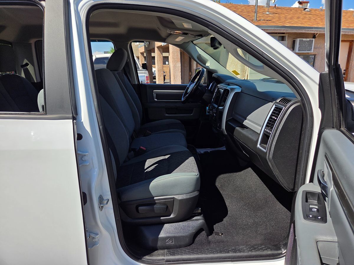 Used 2020 RAM 1500 Classic SLT w/ Luxury Group AWD/4WD image 54