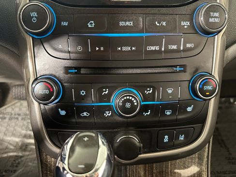 Used 2014 Chevrolet Malibu LT FWD image 29