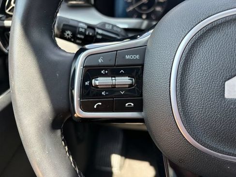 Certified 2023 Kia Sorento SX AWD/4WD image 10