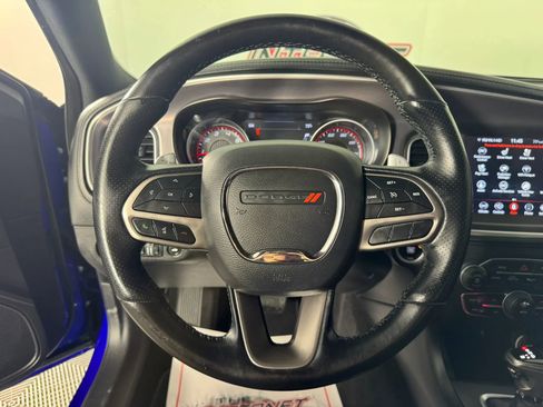 Used 2020 Dodge Charger SXT w/ Plus Group AWD/4WD image 13