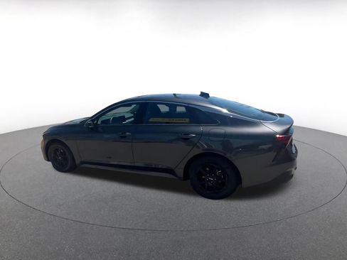 Used 2025 Kia K5 LXS FWD image 10