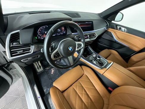 Used 2023 BMW X5 sDrive40i w/ M Sport Package image 16