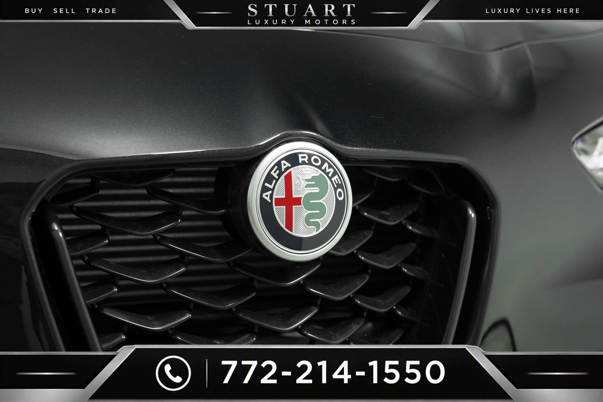 Used 2025 Alfa Romeo Giulia w/ Driving Assist Package RWD image 11
