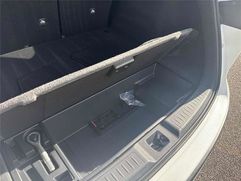 Certified 2025 INFINITI QX50 Luxe image 33