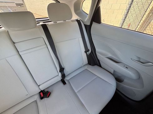 Used 2025 Hyundai Kona SEL image 37