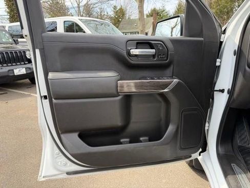 Used 2021 Chevrolet Silverado 1500 LTZ w/ Z71 Off-Road Package image 24