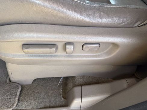 Used 2011 Honda Odyssey EX-L image 23