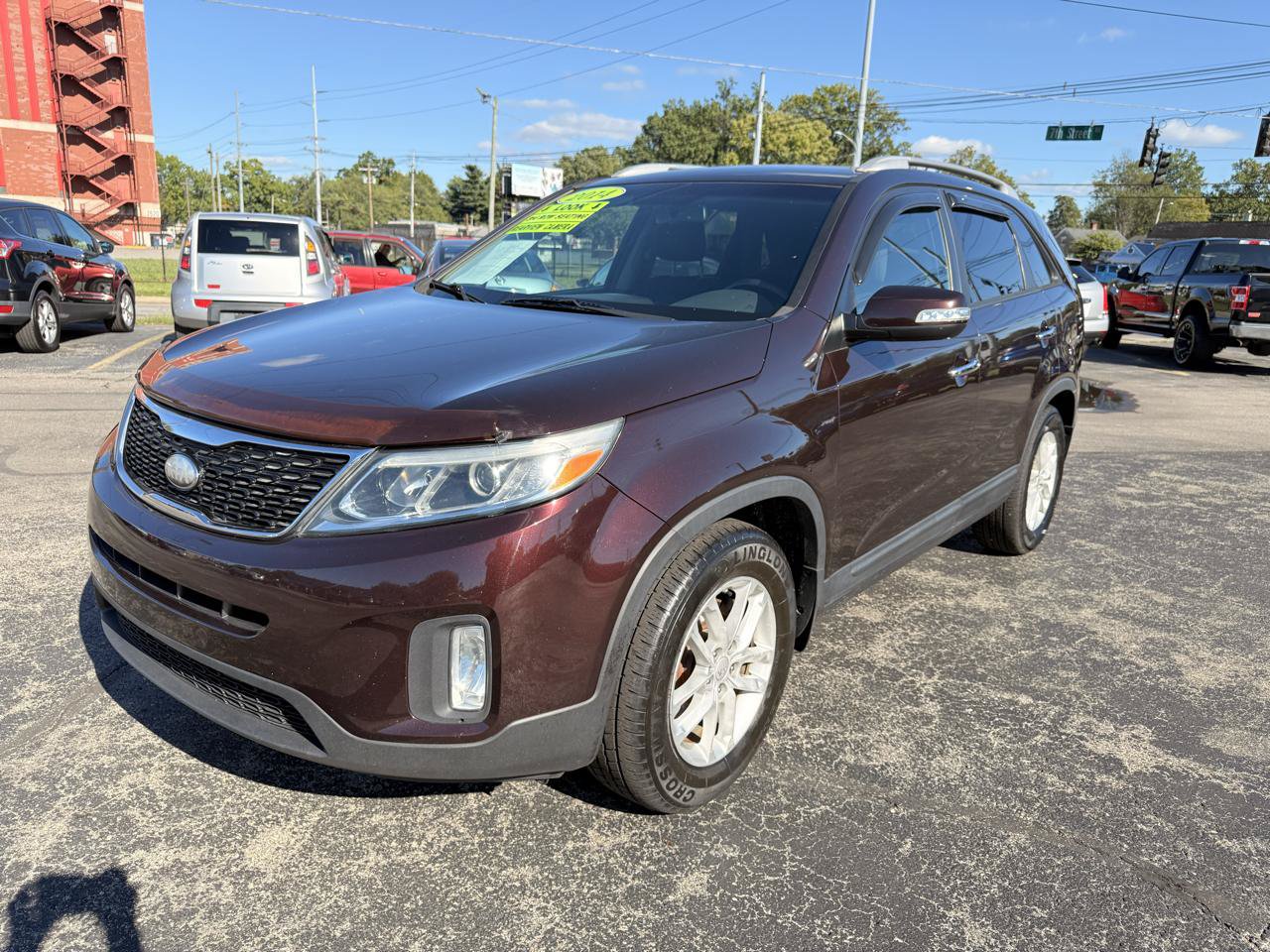 Used 2014 Kia Sorento LX FWD image 2