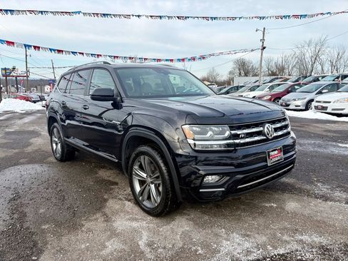 Used 2019 Volkswagen Atlas SE w/ Panoramic Sunroof Package image 7
