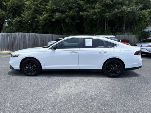 Used 2025 Honda Accord LX image 2