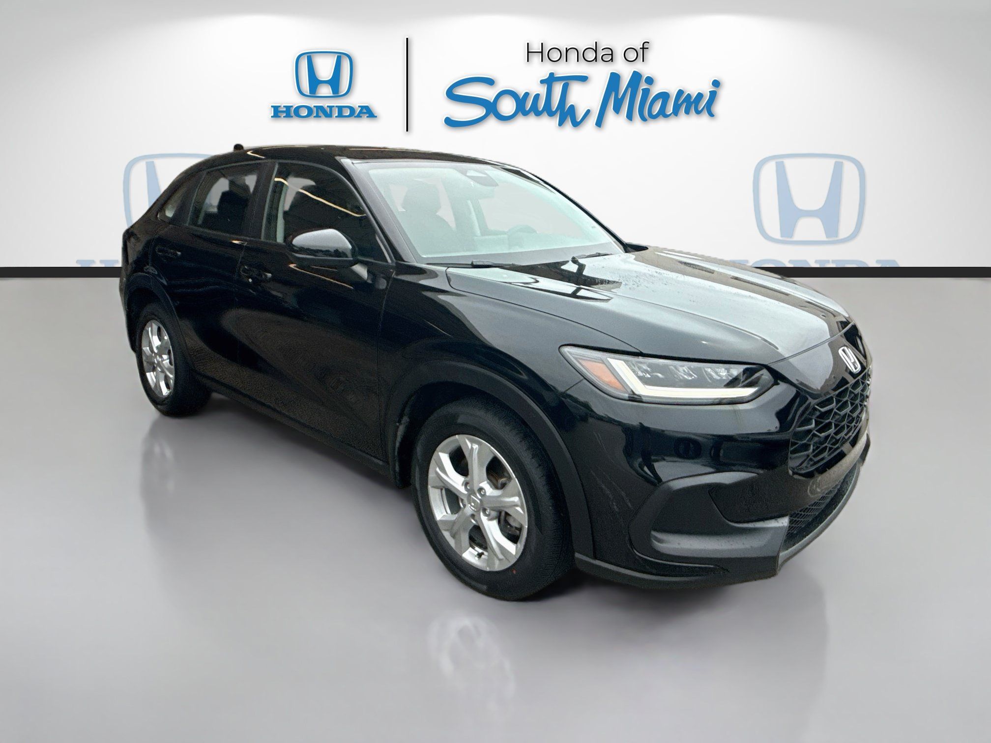 Certified 2025 Honda HR-V LX image 1