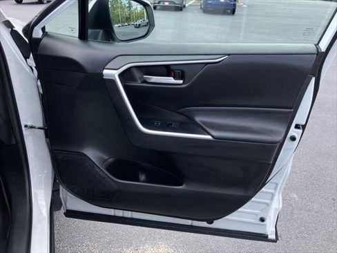 Certified 2023 Toyota RAV4 XLE image 31