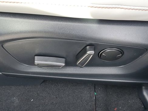 New 2026 Ford Explorer Active w/ Active Comfort Package image 8