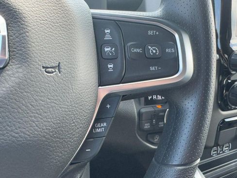 New 2026 RAM 1500 Express AWD/4WD image 13