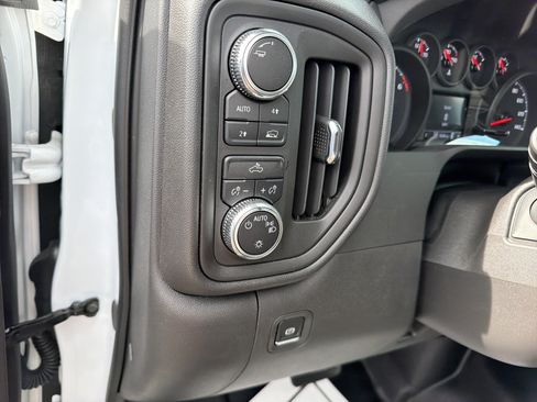 Used 2025 GMC Sierra 1500 Pro w/ Pro Value Package AWD/4WD image 16