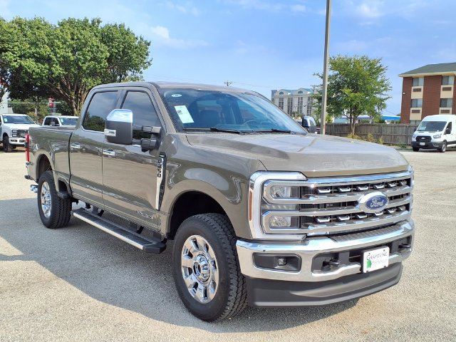 Used 2026 Ford F250 Lariat w/ Chrome Package AWD/4WD image 1