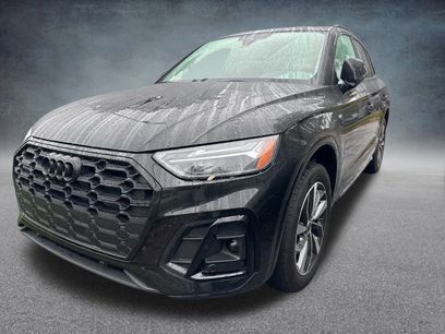 Used 2024 Audi Q5 2.0T Premium w/ Summer of Audi Package