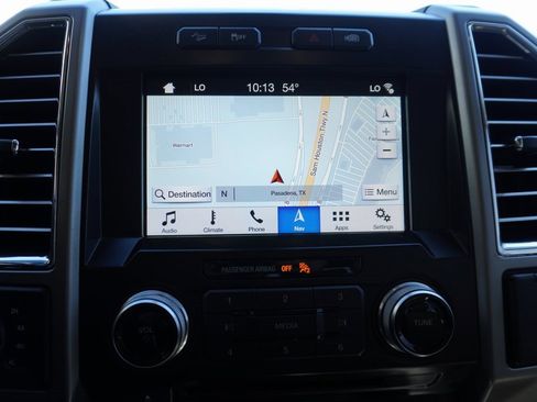 Used 2016 Ford F150 Lariat w/ Equipment Group 502A Luxury image 10