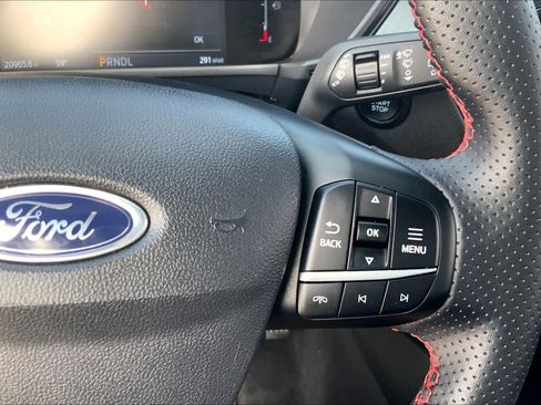 Used 2025 Ford Escape ST-Line FWD image 24