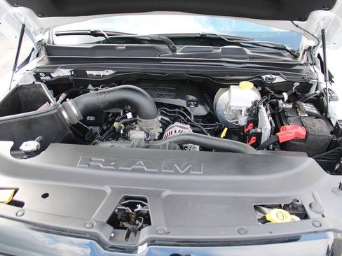 Used 2021 RAM 1500 Big Horn AWD/4WD image 16