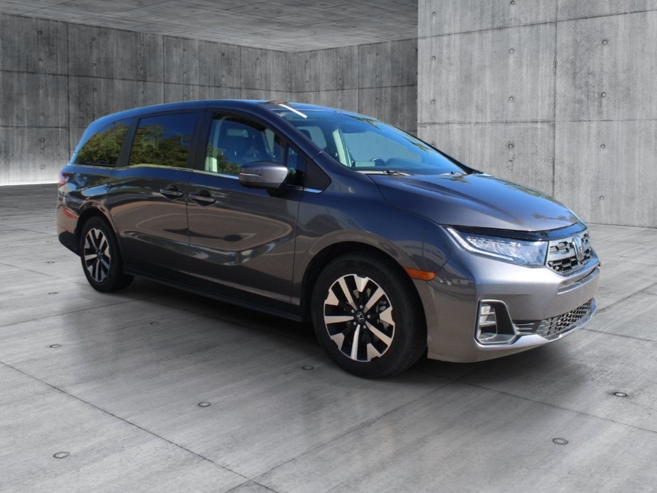 Used 2025 Honda Odyssey EX-L image 8