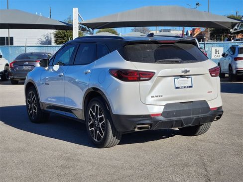 Used 2024 Chevrolet Blazer RS w/ Driver Confidence II Package image 3