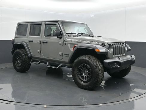 Used 2022 Jeep Wrangler Unlimited Sport AWD/4WD image 3
