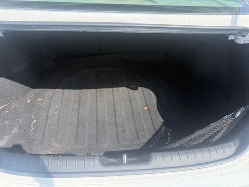 Used 2024 Hyundai Elantra SEL w/ Convenience Package FWD image 41