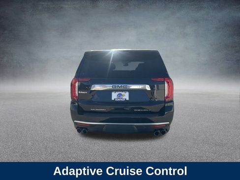 Used 2022 GMC Yukon Denali w/ Denali Premium Package image 23