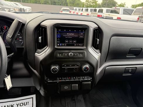 Used 2020 Chevrolet Silverado 1500 Custom w/ Custom Value Package RWD image 24