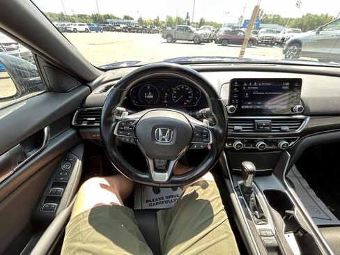 Used 2022 Honda Accord Sport image 28