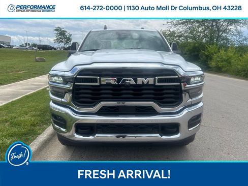 Used 2026 RAM 2500 Big Horn AWD/4WD image 9