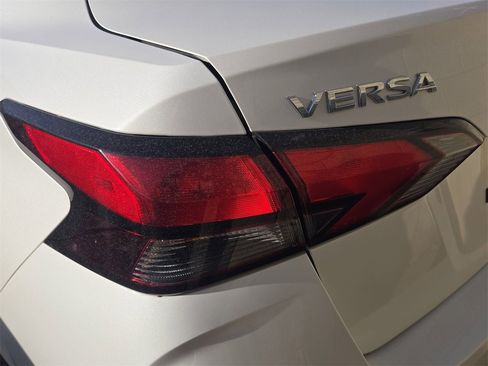 Used 2023 Nissan Versa SV w/ Electronics Package image 15