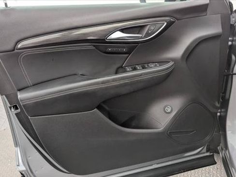 Used 2023 Buick Envision Essence w/ Sport Touring Package FWD image 13