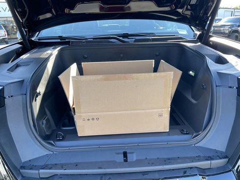 New 2026 GMC Sierra EV Elevation image 23