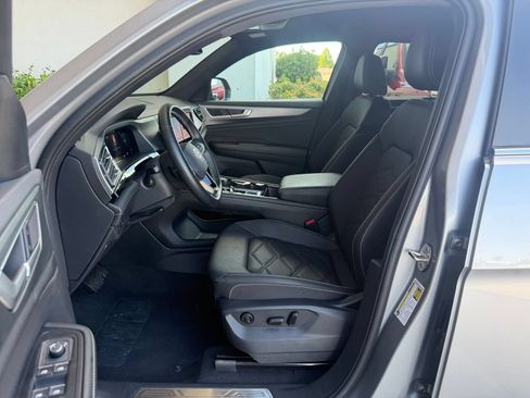 Used 2026 Volkswagen Atlas Cross Sport SE AWD/4WD image 28