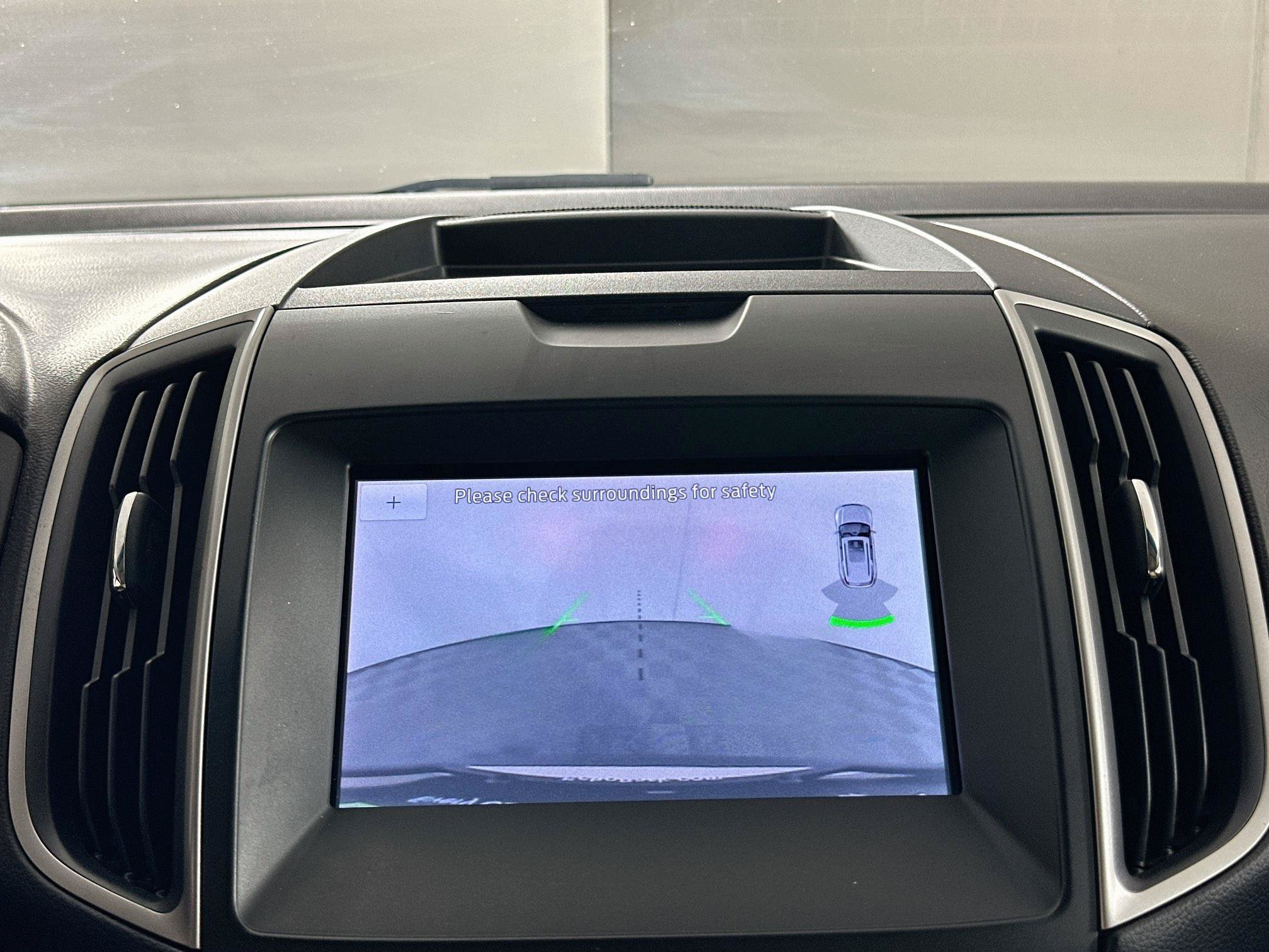 Used 2020 Ford Edge SEL w/ Convenience Package FWD image 23