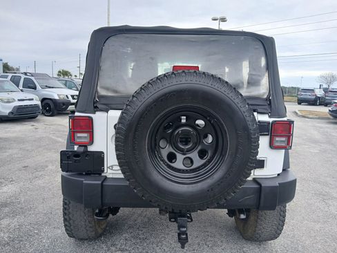Used 2013 Jeep Wrangler Sport image 6