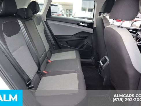 Used 2024 Volkswagen Taos S image 20