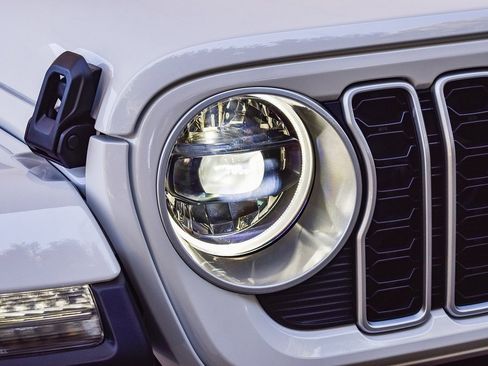 New 2025 Jeep Wrangler Sahara image 8