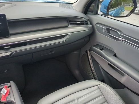Used 2024 Kia EV9 Land image 19